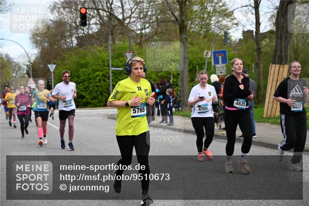 12.04.2026 - 45. Internationalen Wilhelmsburger Insellauf J. Mangold http://msf.ph/oto/9510673 12.04.2026 13:00:59 Ziel 4468, 2964, 5311, 4707, 4696, 5777, 3166, 4702, 4407, 4827, 4622, 5799, 4537, 4538, 4830, 4354, 4772, 4355, 5106, 4332, 5765, 4944, 4546, 5485, 5485, 4625, 4637, 3436, 3437, 2578, 4937, 5135, 5186, 4765, 5167, 4869, 5636, 3954, 5182, 4778, 5692, 4644, 4925, 5351, 4925, 5351, 5140, 4965, 3154, 4754, 4890, 4888, 4889, 5349, 3726, 5679, 5472, 5807, 5782, 4666, 5781 meine-sportfotos.de