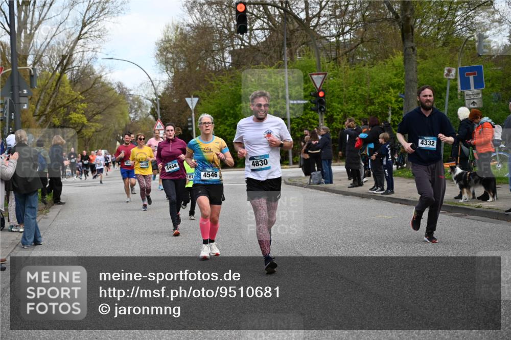 12.04.2026 - 45. Internationalen Wilhelmsburger Insellauf J. Mangold http://msf.ph/oto/9510681 12.04.2026 13:01:01 Ziel 4468, 2964, 5311, 4707, 4696, 5777, 3166, 4702, 4407, 4827, 4622, 5799, 4537, 4538, 4830, 4354, 4772, 4355, 5106, 4332, 5765, 4944, 4546, 5485, 4625, 4637, 3436, 3437, 2578, 4937, 3437, 2578, 4937, 5135, 5186, 4765, 5167, 4869, 5636, 3954, 5182, 4778, 5692, 4644, 4925, 5351, 5140, 4965, 4965, 3154, 4754, 4890, 4888, 4889, 5349, 3726, 5679, 5472, 5807, 5782, 4666, 5781, 5796, 2675 meine-sportfotos.de