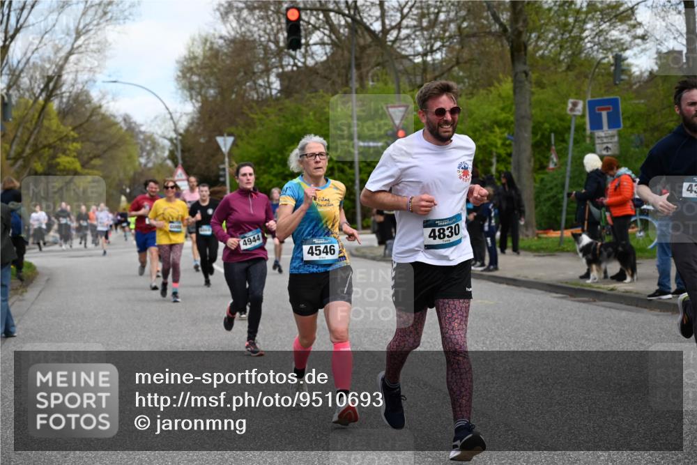 12.04.2026 - 45. Internationalen Wilhelmsburger Insellauf J. Mangold http://msf.ph/oto/9510693 12.04.2026 13:01:02 Ziel 5311, 4707, 4696, 5777, 3166, 4702, 4407, 4827, 4622, 5799, 4537, 4538, 4830, 4354, 4772, 4355, 5106, 4332, 5765, 4944, 4546, 5485, 4625, 4637, 3436, 3437, 2578, 4937, 5135, 5186, 4765, 5167, 4869, 5636, 3954, 5182, 4778, 5692, 4644, 4925, 5351, 5140, 4965, 3154, 4754, 3154, 4754, 4890, 4888, 4889, 5349, 3726, 5679, 5472, 5807, 5782, 4666, 5781, 5796, 2675 meine-sportfotos.de