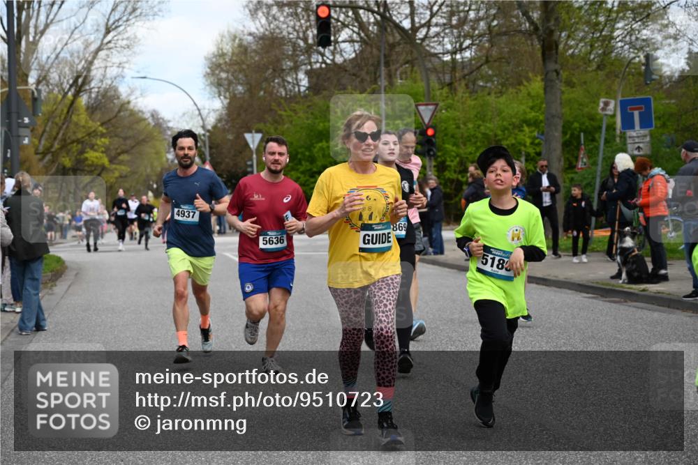 12.04.2026 - 45. Internationalen Wilhelmsburger Insellauf J. Mangold http://msf.ph/oto/9510723 12.04.2026 13:01:06 Ziel 4696, 5777, 3166, 4702, 4407, 4827, 4622, 5799, 4537, 4538, 4830, 4354, 4772, 4355, 5106, 4332, 5765, 4944, 4546, 5485, 4625, 4637, 3436, 3437, 2578, 4937, 5135, 5186, 4765, 5167, 5167, 4869, 5636, 3954, 5182, 4778, 5692, 4644, 4925, 5351, 5140, 4965, 3154, 4754, 4890, 4888, 4889, 5349, 3726, 5679, 5679, 5472, 5807, 5782, 4666, 5781, 5796, 2675, 2736 meine-sportfotos.de