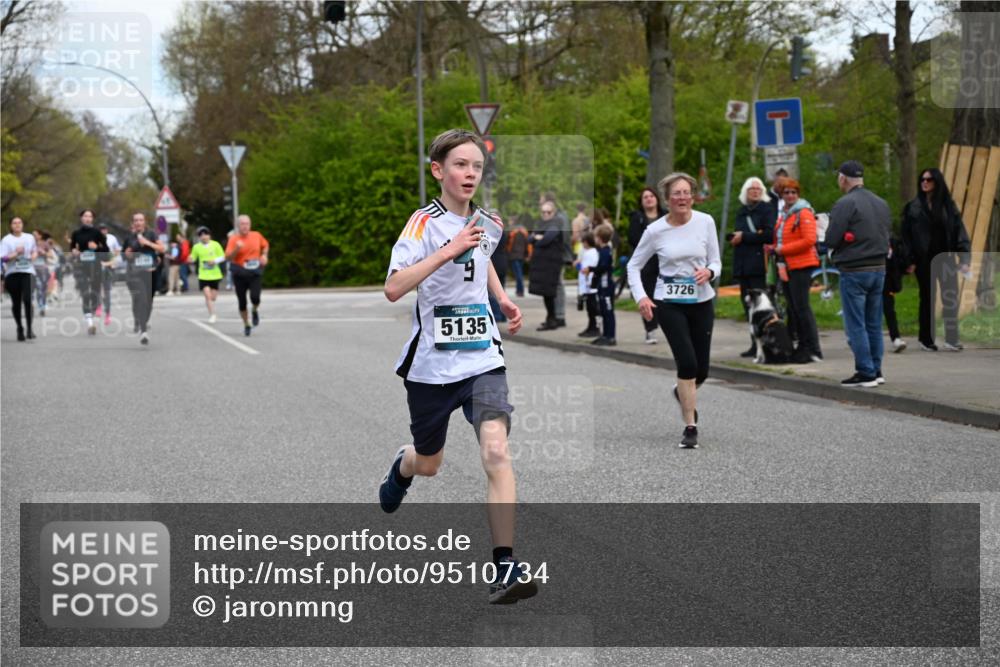 12.04.2026 - 45. Internationalen Wilhelmsburger Insellauf J. Mangold http://msf.ph/oto/9510734 12.04.2026 13:01:09 Ziel 4407, 4827, 4622, 5799, 4537, 4538, 4830, 4354, 4772, 4355, 5106, 4332, 5765, 4944, 4546, 5485, 4625, 4637, 3436, 3437, 2578, 4937, 5135, 5186, 4765, 5167, 4869, 5636, 3954, 5182, 4778, 4778, 5692, 4644, 4925, 5351, 5140, 4965, 3154, 4754, 4890, 4888, 4889, 5349, 3726, 5679, 5472, 5807, 5807, 5782, 4666, 5781, 5796, 2675, 2736 meine-sportfotos.de