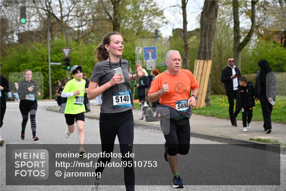 12.04.2026 - 45. Internationalen Wilhelmsburger Insellauf J. Mangold http://msf.ph/oto/9510753 12.04.2026 13:01:15 Ziel 5799, 4537, 4538, 4830, 4354, 4772, 4355, 5106, 4332, 5765, 4944, 4546, 5485, 4625, 4637, 3436, 3437, 2578, 4937, 5135, 5186, 4765, 5167, 4869, 5636, 3954, 5182, 4778, 5692, 4644, 4925, 5351, 5140, 4965, 3154, 4754, 4890, 4888, 4889, 5349, 3726, 5679, 5472, 5807, 5782, 4666, 5781, 5796, 2675, 2736, 3995, 5188, 5852, 3626, 5409, 5059 meine-sportfotos.de