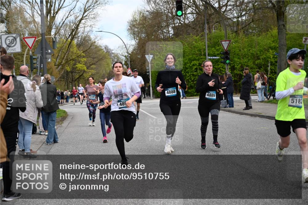 12.04.2026 - 45. Internationalen Wilhelmsburger Insellauf J. Mangold http://msf.ph/oto/9510755 12.04.2026 13:01:15 Ziel 5799, 4537, 4538, 4830, 4354, 4772, 4355, 5106, 4332, 5765, 4944, 4546, 5485, 4625, 4637, 3436, 3437, 2578, 4937, 5135, 5186, 4765, 5167, 4869, 5636, 3954, 5182, 4778, 5692, 4644, 4925, 5351, 5140, 4965, 3154, 4754, 4890, 4888, 4889, 5349, 3726, 5679, 5472, 5807, 5782, 4666, 5781, 5796, 2675, 2736, 3995, 5188, 5852, 3626, 5409, 5059 meine-sportfotos.de