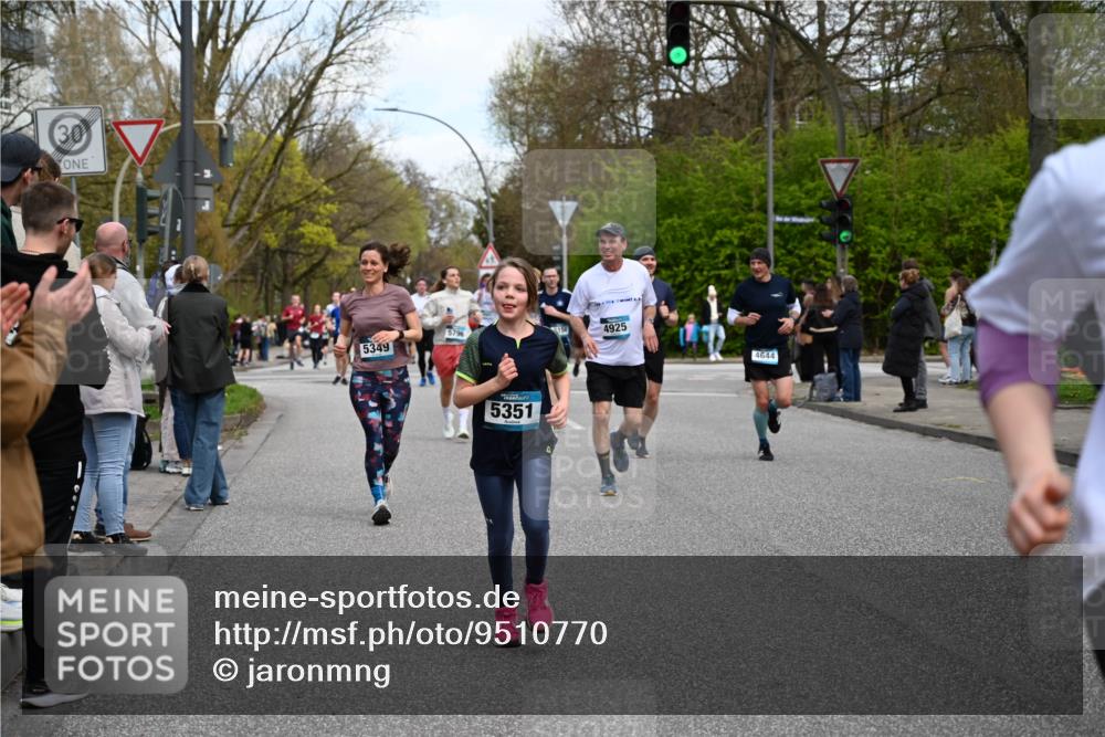 12.04.2026 - 45. Internationalen Wilhelmsburger Insellauf J. Mangold http://msf.ph/oto/9510770 12.04.2026 13:01:17 Ziel 5799, 4537, 4538, 4830, 4354, 4772, 4355, 5106, 4332, 5765, 4944, 4546, 5485, 4625, 4637, 3436, 3437, 2578, 4937, 5135, 5186, 4765, 5167, 4869, 5636, 3954, 5182, 4778, 5692, 4644, 4925, 5351, 5140, 4965, 3154, 4754, 4890, 4888, 4889, 5349, 3726, 5679, 5472, 5807, 5782, 4666, 5781, 5796, 2675, 2736, 3995, 5188, 5852, 3626, 5409, 5059 meine-sportfotos.de
