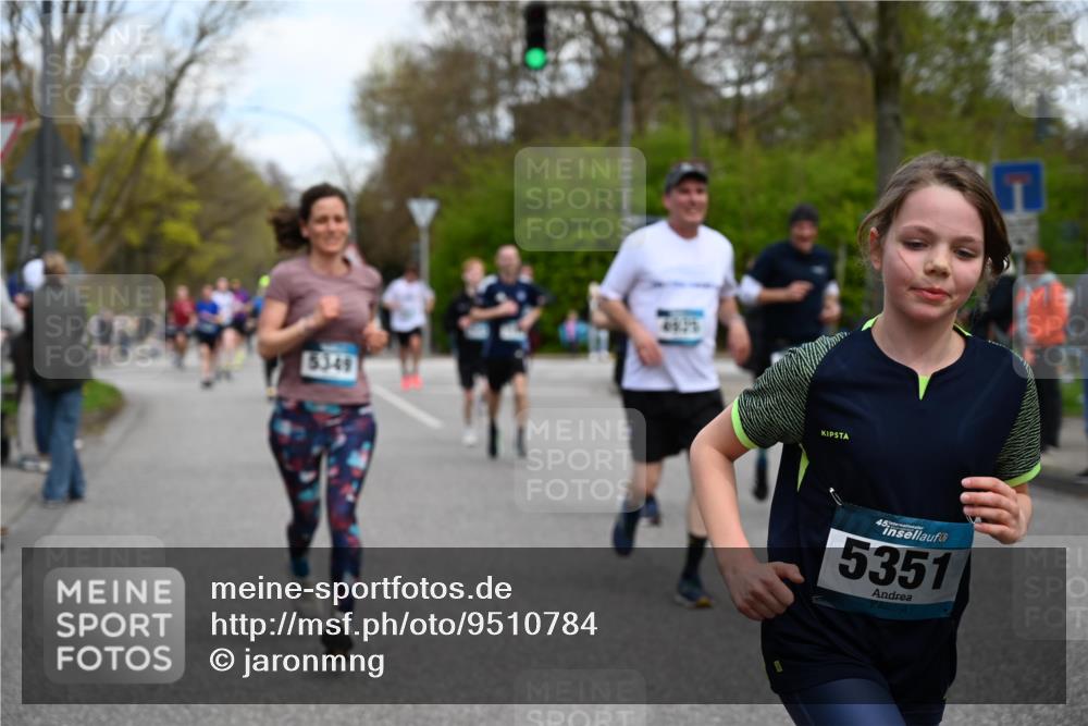12.04.2026 - 45. Internationalen Wilhelmsburger Insellauf J. Mangold http://msf.ph/oto/9510784 12.04.2026 13:01:19 Ziel 4830, 4354, 4772, 4355, 5106, 4332, 5765, 4944, 4546, 5485, 4625, 4637, 3436, 3437, 2578, 4937, 5135, 5186, 4765, 5167, 4869, 5636, 3954, 5182, 4778, 5692, 4644, 4925, 5351, 5140, 4965, 3154, 4754, 4890, 4888, 4889, 5349, 3726, 5679, 5472, 5472, 5807, 5782, 4666, 5781, 5796, 2675, 2736, 3995, 5188, 5852, 3626, 5409, 5059, 2083 meine-sportfotos.de
