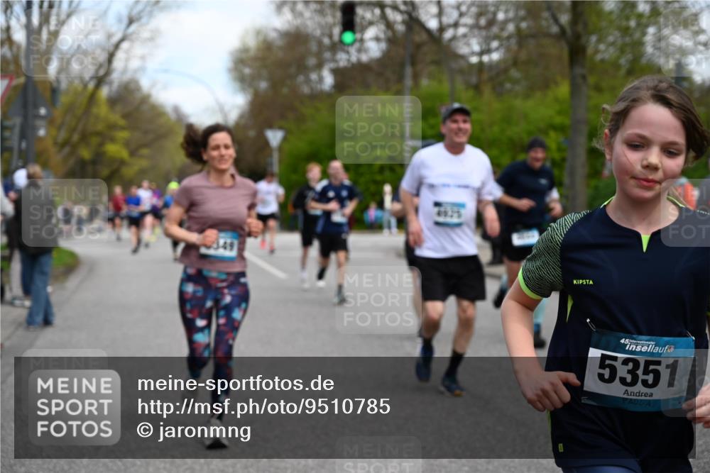 12.04.2026 - 45. Internationalen Wilhelmsburger Insellauf J. Mangold http://msf.ph/oto/9510785 12.04.2026 13:01:19 Ziel 4830, 4354, 4772, 4355, 5106, 4332, 5765, 4944, 4546, 5485, 4625, 4637, 3436, 3437, 2578, 4937, 5135, 5186, 4765, 5167, 4869, 5636, 3954, 5182, 4778, 5692, 4644, 4925, 5351, 5140, 4965, 3154, 4754, 4890, 4888, 4889, 5349, 3726, 5679, 5472, 5472, 5807, 5782, 4666, 5781, 5796, 2675, 2736, 3995, 5188, 5852, 3626, 5409, 5059, 2083 meine-sportfotos.de