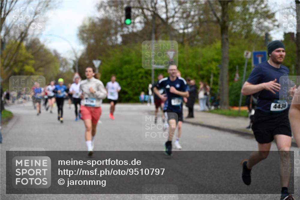 12.04.2026 - 45. Internationalen Wilhelmsburger Insellauf J. Mangold http://msf.ph/oto/9510797 12.04.2026 13:01:21 Ziel 5765, 4944, 4546, 5485, 4625, 4637, 3436, 3437, 2578, 4937, 5135, 5186, 4765, 5167, 4869, 5636, 3954, 5182, 4778, 5692, 4644, 4925, 5351, 5140, 4965, 3154, 4754, 4890, 4888, 4889, 5349, 3726, 5679, 5472, 5807, 5807, 5782, 4666, 5781, 5796, 2675, 2736, 3995, 5188, 5852, 3626, 5409, 5059, 2083, 5176 meine-sportfotos.de
