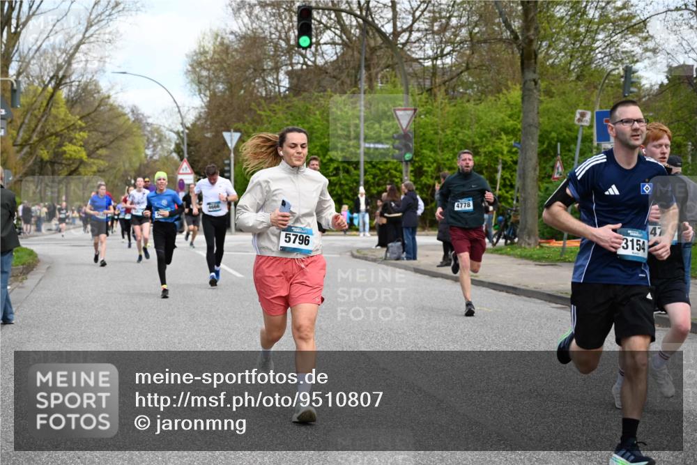 12.04.2026 - 45. Internationalen Wilhelmsburger Insellauf J. Mangold http://msf.ph/oto/9510807 12.04.2026 13:01:22 Ziel 4944, 4546, 5485, 4625, 4637, 3436, 3437, 2578, 4937, 5135, 5186, 4765, 5167, 4869, 5636, 3954, 5182, 4778, 5692, 4644, 4925, 5351, 5140, 4965, 3154, 4754, 4890, 4888, 4889, 5349, 3726, 5679, 5472, 5807, 5782, 4666, 5781, 5782, 4666, 5781, 5796, 2675, 2736, 3995, 3995, 5188, 5852, 3626, 5409, 5059, 2083, 5176 meine-sportfotos.de