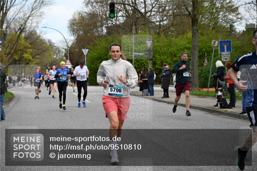 12.04.2026 - 45. Internationalen Wilhelmsburger Insellauf J. Mangold http://msf.ph/oto/9510810 12.04.2026 13:01:22 Ziel 4944, 4546, 5485, 4625, 4637, 3436, 3437, 2578, 4937, 5135, 5186, 4765, 5167, 4869, 5636, 3954, 5182, 4778, 5692, 4644, 4925, 5351, 5140, 4965, 3154, 4754, 4890, 4888, 4889, 5349, 3726, 5679, 5472, 5807, 5782, 4666, 5781, 5782, 4666, 5781, 5796, 2675, 2736, 3995, 3995, 5188, 5852, 3626, 5409, 5059, 2083, 5176 meine-sportfotos.de