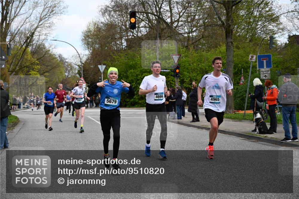 12.04.2026 - 45. Internationalen Wilhelmsburger Insellauf J. Mangold http://msf.ph/oto/9510820 12.04.2026 13:01:24 Ziel 5485, 4625, 4637, 3436, 3437, 2578, 4937, 5135, 5186, 4765, 5167, 4869, 5636, 3954, 5182, 4778, 5692, 4644, 4925, 5351, 5140, 4965, 3154, 4754, 4890, 4888, 4889, 5349, 3726, 5679, 5472, 5807, 5782, 4666, 5781, 5796, 2675, 2736, 3995, 5188, 5852, 3626, 5409, 5059, 2083, 5176, 4423 meine-sportfotos.de