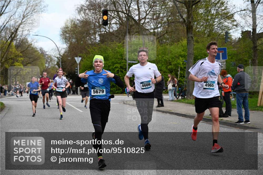 12.04.2026 - 45. Internationalen Wilhelmsburger Insellauf J. Mangold http://msf.ph/oto/9510825 12.04.2026 13:01:25 Ziel 4625, 4637, 3436, 3437, 2578, 4937, 5135, 5186, 4765, 5167, 4869, 5636, 3954, 5182, 4778, 5692, 4644, 4925, 5351, 5140, 4965, 3154, 4754, 4890, 4888, 4889, 5349, 3726, 5679, 5472, 5807, 5782, 4666, 5781, 5796, 2675, 5796, 2675, 2736, 3995, 5188, 5188, 5852, 3626, 5409, 5059, 2083, 5176, 4423, 2185 meine-sportfotos.de
