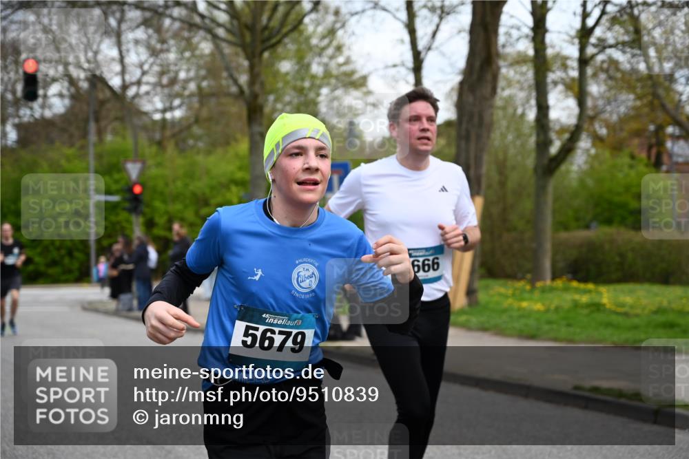 12.04.2026 - 45. Internationalen Wilhelmsburger Insellauf J. Mangold http://msf.ph/oto/9510839 12.04.2026 13:01:26 Ziel 3437, 2578, 4937, 5135, 5186, 4765, 5167, 4869, 5636, 3954, 5182, 4778, 5692, 4644, 4925, 5351, 5140, 4965, 3154, 4754, 4890, 4888, 4889, 5349, 3726, 5679, 5472, 5807, 5782, 4666, 5781, 5796, 2675, 2736, 3995, 5188, 5852, 5852, 3626, 5409, 5059, 2083, 5176, 4423, 2185 meine-sportfotos.de