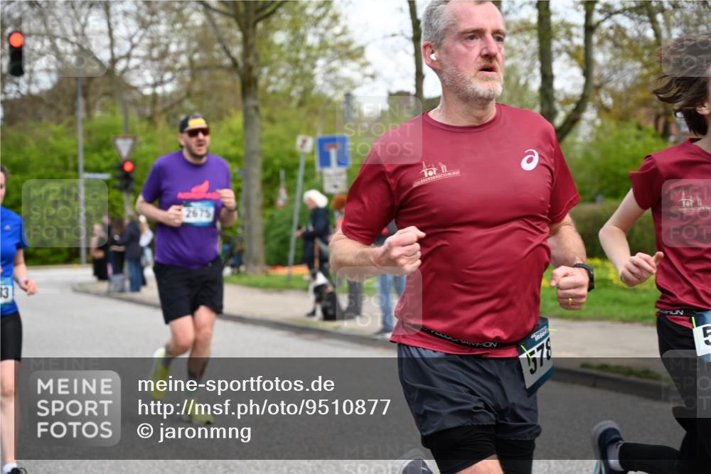 12.04.2026 - 45. Internationalen Wilhelmsburger Insellauf J. Mangold http://msf.ph/oto/9510877 12.04.2026 13:01:30 Ziel 5167, 4869, 5636, 3954, 5182, 4778, 5692, 4644, 4925, 5351, 5140, 4965, 3154, 4754, 4890, 4888, 4889, 5349, 3726, 5679, 5472, 5807, 5782, 4666, 5781, 5796, 2675, 2736, 3995, 5188, 5852, 3626, 5409, 5059, 2083, 2083, 5176, 4423, 2185, 5100, 4422 meine-sportfotos.de