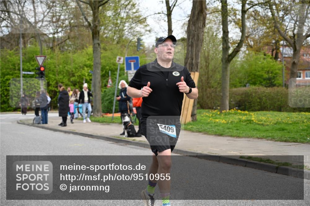 12.04.2026 - 45. Internationalen Wilhelmsburger Insellauf J. Mangold http://msf.ph/oto/9510955 12.04.2026 13:01:43 Ziel 5679, 5472, 5807, 5782, 4666, 5781, 5796, 2675, 2736, 3995, 5188, 5852, 3626, 5409, 5059, 2083, 5176, 4423, 2185, 5100, 4422, 2733, 4433, 2733, 4433, 2738, 3129, 3616, 5181, 5117, 3663, 5540, 5137, 4527, 4606, 5455, 4817, 4818, 4966 meine-sportfotos.de