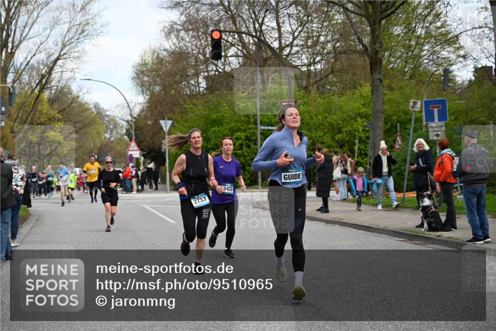 12.04.2026 - 45. Internationalen Wilhelmsburger Insellauf J. Mangold http://msf.ph/oto/9510965 12.04.2026 13:01:46 Ziel 5807, 5782, 4666, 5781, 5796, 2675, 2736, 3995, 5188, 5852, 3626, 5409, 5059, 2083, 5176, 4423, 2185, 5100, 4422, 2733, 4433, 2738, 3129, 3616, 5181, 5117, 3663, 5540, 5137, 4527, 4606, 5455, 4817, 4818, 4966, 2278, 2292, 2057, 5068, 3858, 3859, 4525 meine-sportfotos.de