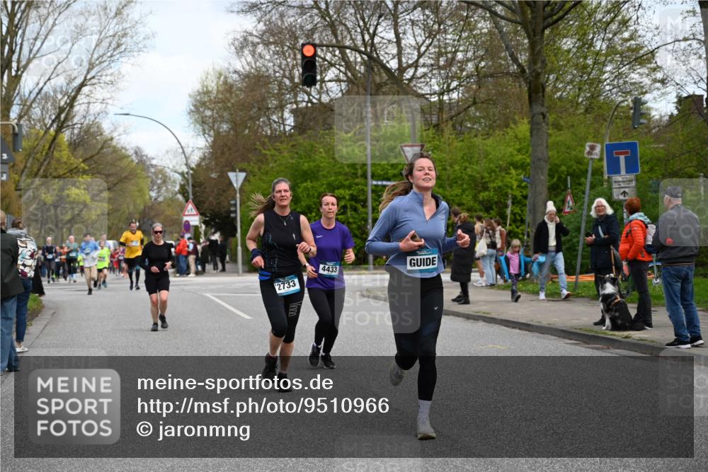12.04.2026 - 45. Internationalen Wilhelmsburger Insellauf J. Mangold http://msf.ph/oto/9510966 12.04.2026 13:01:46 Ziel 5807, 5782, 4666, 5781, 5796, 2675, 2736, 3995, 5188, 5852, 3626, 5409, 5059, 2083, 5176, 4423, 2185, 5100, 4422, 2733, 4433, 2738, 3129, 3616, 5181, 5117, 3663, 5540, 5137, 4527, 4606, 5455, 4817, 4818, 4966, 2278, 2292, 2057, 5068, 3858, 3859, 4525 meine-sportfotos.de