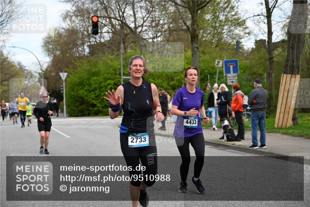 12.04.2026 - 45. Internationalen Wilhelmsburger Insellauf J. Mangold http://msf.ph/oto/9510988 12.04.2026 13:01:48 Ziel 5796, 2675, 2736, 3995, 5188, 5852, 3626, 5409, 5059, 2083, 5176, 4423, 2185, 5100, 4422, 2733, 4433, 2738, 3129, 3616, 3616, 5181, 5117, 3663, 5540, 5137, 4527, 4606, 5455, 4817, 4818, 4966, 2278, 2292, 2057, 5068, 3858, 3859, 4525, 4072, 2086, 5827, 4310, 4308 meine-sportfotos.de