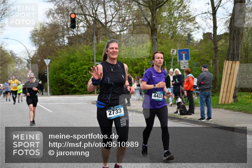 12.04.2026 - 45. Internationalen Wilhelmsburger Insellauf J. Mangold http://msf.ph/oto/9510989 12.04.2026 13:01:48 Ziel 5796, 2675, 2736, 3995, 5188, 5852, 3626, 5409, 5059, 2083, 5176, 4423, 2185, 5100, 4422, 2733, 4433, 2738, 3129, 3616, 3616, 5181, 5117, 3663, 5540, 5137, 4527, 4606, 5455, 4817, 4818, 4966, 2278, 2292, 2057, 5068, 3858, 3859, 4525, 4072, 2086, 5827, 4310, 4308 meine-sportfotos.de