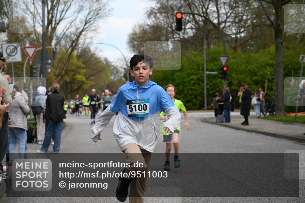 12.04.2026 - 45. Internationalen Wilhelmsburger Insellauf J. Mangold http://msf.ph/oto/9511003 12.04.2026 13:01:54 Ziel 3995, 5188, 5852, 3626, 5409, 5059, 2083, 5176, 4423, 2185, 5100, 4422, 2733, 4433, 2738, 3129, 3616, 5181, 5117, 3663, 5540, 5137, 4527, 4606, 5455, 4817, 4818, 4817, 4818, 4966, 2278, 2292, 2057, 5068, 3858, 3859, 4525, 4072, 2086, 5827, 4310, 4308, 5165, 4584, 5123, 5177, 5178 meine-sportfotos.de