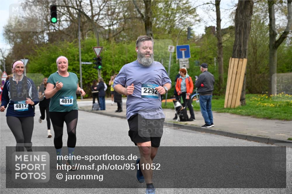 12.04.2026 - 45. Internationalen Wilhelmsburger Insellauf J. Mangold http://msf.ph/oto/9511052 12.04.2026 13:02:01 Ziel 5188, 5852, 3626, 5409, 5059, 2083, 5176, 4423, 2185, 5100, 4422, 2733, 4433, 2738, 3129, 3616, 5181, 5117, 3663, 5540, 5137, 4527, 4606, 5455, 4817, 4818, 4966, 2278, 2292, 2057, 5068, 3858, 3859, 4525, 4072, 2086, 5827, 4310, 4308, 5165, 5165, 4584, 5123, 5177, 5178, 5658, 4235, 3128, 5175, 3510, 4618, 4617, 4990, 3170, 4719, 4854 meine-sportfotos.de