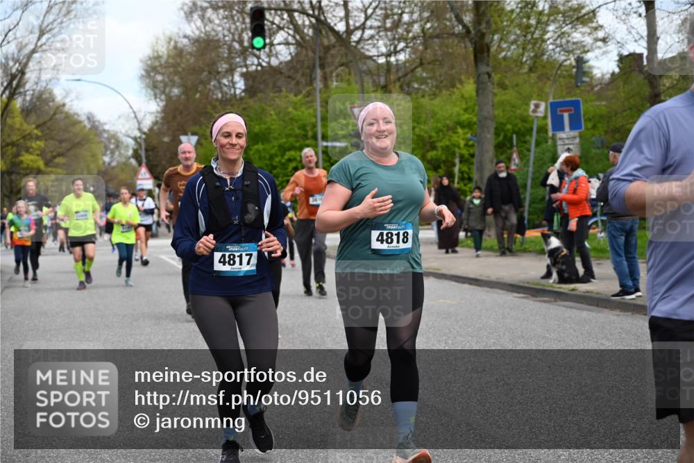 12.04.2026 - 45. Internationalen Wilhelmsburger Insellauf J. Mangold http://msf.ph/oto/9511056 12.04.2026 13:02:02 Ziel 5188, 5852, 3626, 5409, 5059, 2083, 5176, 4423, 2185, 5100, 4422, 2733, 4433, 2738, 3129, 3616, 5181, 5117, 3663, 5540, 5137, 4527, 4606, 5455, 4817, 4818, 4966, 2278, 2292, 2057, 5068, 3858, 3859, 4525, 4072, 2086, 5827, 4310, 4308, 5165, 4584, 5123, 5177, 5178, 5658, 4235, 3128, 5175, 3510, 4618, 4617, 4990, 3170, 4719, 4854, 3761 meine-sportfotos.de
