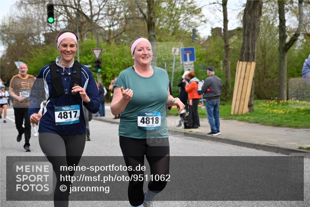 12.04.2026 - 45. Internationalen Wilhelmsburger Insellauf J. Mangold http://msf.ph/oto/9511062 12.04.2026 13:02:03 Ziel 5852, 3626, 5409, 5059, 2083, 5176, 4423, 2185, 5100, 4422, 2733, 4433, 2738, 3129, 3616, 5181, 5117, 5181, 5117, 3663, 5540, 5137, 4527, 4606, 5455, 4817, 4818, 4966, 2278, 2292, 2057, 5068, 3858, 3859, 4525, 4072, 2086, 5827, 4310, 4308, 5165, 4584, 5123, 4584, 5123, 5177, 5178, 5658, 4235, 3128, 5175, 3510, 4618, 4617, 4990, 3170, 4719, 4854, 3761, 4253, 5022 meine-sportfotos.de