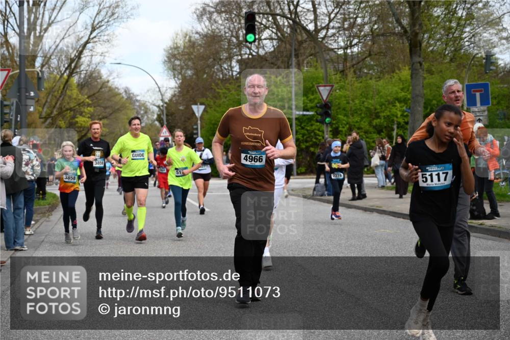 12.04.2026 - 45. Internationalen Wilhelmsburger Insellauf J. Mangold http://msf.ph/oto/9511073 12.04.2026 13:02:04 Ziel 3626, 5409, 5059, 2083, 5176, 4423, 2185, 5100, 4422, 2733, 4433, 2738, 3129, 3616, 5181, 5117, 3663, 5540, 5137, 3663, 5540, 5137, 4527, 4606, 5455, 4817, 4818, 4966, 2278, 2292, 2057, 5068, 3858, 3859, 4525, 4072, 2086, 5827, 4310, 4308, 5165, 4584, 5123, 5177, 5178, 5658, 4235, 3128, 5175, 3510, 4618, 4617, 4990, 3170, 4719, 4854, 3761, 4253, 5022, 4239, 3618 meine-sportfotos.de
