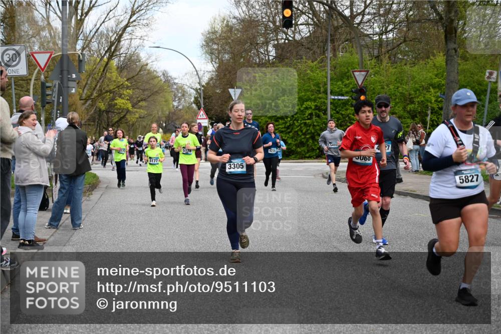 12.04.2026 - 45. Internationalen Wilhelmsburger Insellauf J. Mangold http://msf.ph/oto/9511103 12.04.2026 13:02:09 Ziel 5176, 4423, 2185, 5100, 4422, 2733, 4433, 2738, 3129, 3616, 5181, 5117, 3663, 5540, 5137, 4527, 4606, 5455, 4817, 4818, 4966, 2278, 2292, 2057, 2057, 5068, 3858, 3859, 4525, 4072, 2086, 5827, 4310, 4308, 5165, 4584, 5123, 5177, 5178, 5658, 4235, 3128, 5175, 5175, 3510, 4618, 4617, 4990, 3170, 4719, 4854, 3761, 4253, 5022, 4239, 3618, 3784, 5329, 5330, 4099, 4576, 4100, 2023, 5091 meine-sportfotos.de
