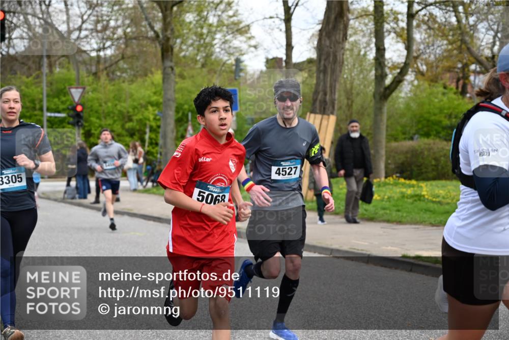 12.04.2026 - 45. Internationalen Wilhelmsburger Insellauf J. Mangold http://msf.ph/oto/9511119 12.04.2026 13:02:11 Ziel 4423, 2185, 5100, 4422, 2733, 4433, 2738, 3129, 3616, 5181, 5117, 3663, 5540, 5137, 4527, 4606, 5455, 4817, 4818, 4966, 2278, 2292, 2057, 5068, 3858, 3859, 4525, 4072, 2086, 5827, 4072, 2086, 5827, 4310, 4308, 5165, 4584, 5123, 5177, 5178, 5658, 4235, 3128, 5175, 3510, 4618, 4617, 4990, 3170, 4719, 4854, 3761, 4253, 5022, 4239, 3618, 3784, 5329, 5330, 4099, 4576, 4100, 2023, 5091, 5072 meine-sportfotos.de