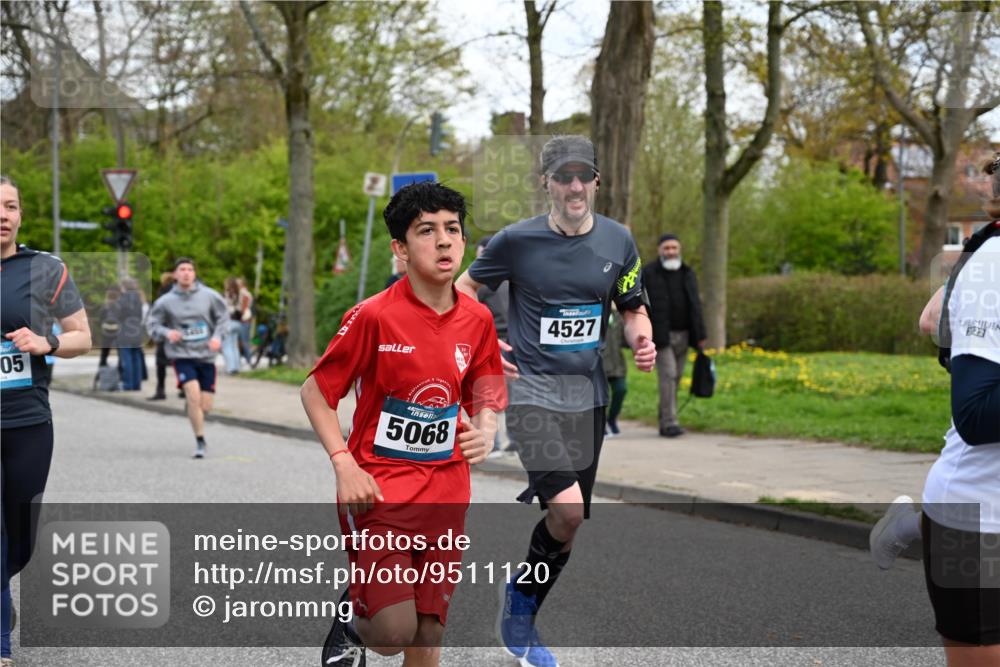 12.04.2026 - 45. Internationalen Wilhelmsburger Insellauf J. Mangold http://msf.ph/oto/9511120 12.04.2026 13:02:11 Ziel 4423, 2185, 5100, 4422, 2733, 4433, 2738, 3129, 3616, 5181, 5117, 3663, 5540, 5137, 4527, 4606, 5455, 4817, 4818, 4966, 2278, 2292, 2057, 5068, 3858, 3859, 4525, 4072, 2086, 5827, 4072, 2086, 5827, 4310, 4308, 5165, 4584, 5123, 5177, 5178, 5658, 4235, 3128, 5175, 3510, 4618, 4617, 4990, 3170, 4719, 4854, 3761, 4253, 5022, 4239, 3618, 3784, 5329, 5330, 4099, 4576, 4100, 2023, 5091, 5072 meine-sportfotos.de