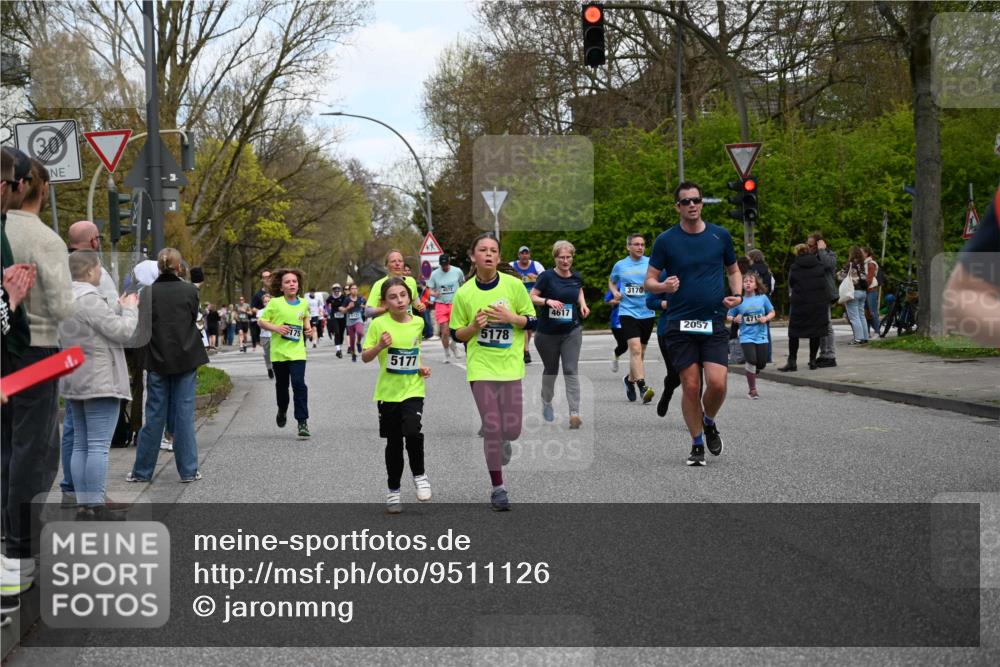 12.04.2026 - 45. Internationalen Wilhelmsburger Insellauf J. Mangold http://msf.ph/oto/9511126 12.04.2026 13:02:12 Ziel 4423, 2185, 5100, 4422, 2733, 4433, 2738, 3129, 3616, 5181, 5117, 3663, 5540, 5137, 4527, 4606, 5455, 4817, 4818, 4966, 2278, 2292, 2057, 5068, 3858, 3859, 4525, 4072, 2086, 5827, 4310, 4308, 4310, 4308, 5165, 4584, 5123, 5177, 5178, 5658, 4235, 3128, 5175, 3510, 4618, 4617, 4618, 4617, 4990, 3170, 4719, 4854, 3761, 4253, 5022, 4239, 3618, 3784, 5329, 5330, 4099, 4576, 4100, 2023, 5091, 5072 meine-sportfotos.de
