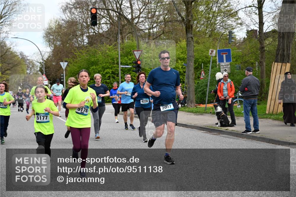 12.04.2026 - 45. Internationalen Wilhelmsburger Insellauf J. Mangold http://msf.ph/oto/9511138 12.04.2026 13:02:13 Ziel 2185, 5100, 4422, 2733, 4433, 2738, 3129, 3616, 5181, 5117, 3663, 5540, 5137, 4527, 4606, 5455, 4817, 4818, 4966, 2278, 2292, 2057, 5068, 3858, 3859, 4525, 4072, 2086, 5827, 4310, 4308, 5165, 5165, 4584, 5123, 5177, 5178, 5658, 4235, 3128, 5175, 3510, 4618, 4617, 4990, 3170, 4719, 4854, 4990, 3170, 4719, 4854, 3761, 4253, 5022, 4239, 3618, 3784, 5329, 5330, 4099, 4576, 4100, 2023, 5091, 5072, 5061, 4858, 5730 meine-sportfotos.de