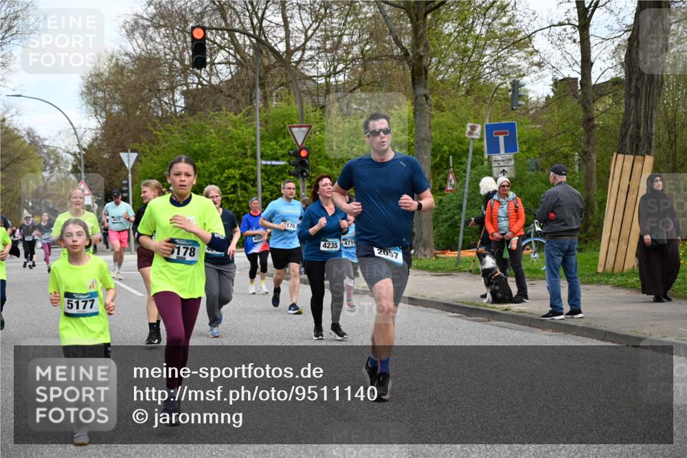12.04.2026 - 45. Internationalen Wilhelmsburger Insellauf J. Mangold http://msf.ph/oto/9511140 12.04.2026 13:02:13 Ziel 2185, 5100, 4422, 2733, 4433, 2738, 3129, 3616, 5181, 5117, 3663, 5540, 5137, 4527, 4606, 5455, 4817, 4818, 4966, 2278, 2292, 2057, 5068, 3858, 3859, 4525, 4072, 2086, 5827, 4310, 4308, 5165, 5165, 4584, 5123, 5177, 5178, 5658, 4235, 3128, 5175, 3510, 4618, 4617, 4990, 3170, 4719, 4854, 4990, 3170, 4719, 4854, 3761, 4253, 5022, 4239, 3618, 3784, 5329, 5330, 4099, 4576, 4100, 2023, 5091, 5072, 5061, 4858, 5730 meine-sportfotos.de