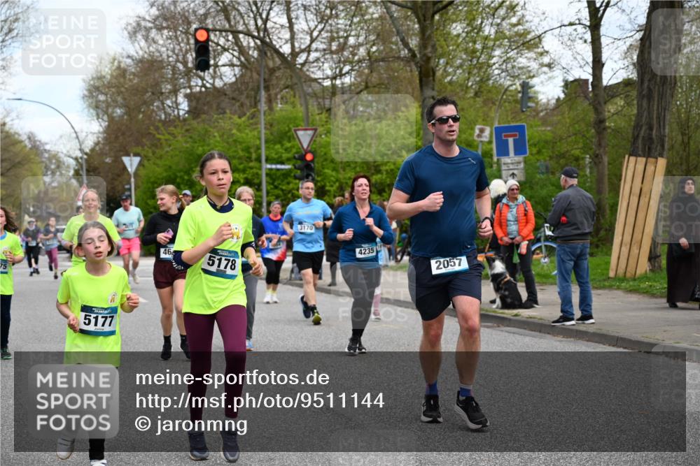 12.04.2026 - 45. Internationalen Wilhelmsburger Insellauf J. Mangold http://msf.ph/oto/9511144 12.04.2026 13:02:14 Ziel 2185, 5100, 4422, 2733, 4433, 2738, 3129, 3616, 5181, 5117, 3663, 5540, 5137, 4527, 4606, 5455, 4817, 4818, 4966, 2278, 2292, 2057, 5068, 3858, 3859, 4525, 4072, 2086, 5827, 4310, 4308, 5165, 4584, 5123, 5177, 5178, 5658, 4235, 3128, 5175, 3510, 4618, 4617, 4990, 3170, 4719, 4854, 3761, 3761, 4253, 5022, 4239, 3618, 3784, 5329, 5330, 4099, 4576, 4100, 2023, 5091, 5072, 5061, 4858, 5730, 4760, 5197 meine-sportfotos.de