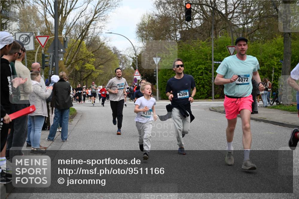 12.04.2026 - 45. Internationalen Wilhelmsburger Insellauf J. Mangold http://msf.ph/oto/9511166 12.04.2026 13:02:18 Ziel 4422, 2733, 4433, 2738, 3129, 3616, 5181, 5117, 3663, 5540, 5137, 4527, 4606, 5455, 4817, 4818, 4966, 2278, 2292, 2057, 5068, 3858, 3859, 4525, 4072, 2086, 5827, 4310, 4308, 5165, 4584, 5123, 5177, 5178, 5177, 5178, 5658, 4235, 3128, 5175, 3510, 4618, 4617, 4990, 3170, 4719, 4854, 3761, 4253, 5022, 4239, 3618, 3784, 5329, 5330, 4099, 3784, 5329, 5330, 4099, 4576, 4100, 2023, 5091, 5072, 5061, 4858, 5730, 4760, 5197, 5077, 5151, 4805, 4797 meine-sportfotos.de