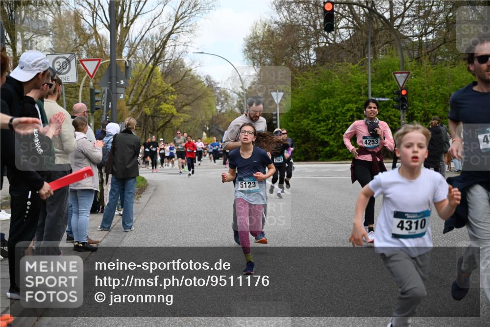 12.04.2026 - 45. Internationalen Wilhelmsburger Insellauf J. Mangold http://msf.ph/oto/9511176 12.04.2026 13:02:20 Ziel 2733, 4433, 2738, 3129, 3616, 5181, 5117, 3663, 5540, 5137, 4527, 4606, 5455, 4817, 4818, 4966, 2278, 2292, 2057, 5068, 3858, 3859, 4525, 4072, 2086, 5827, 4310, 4308, 5165, 4584, 5123, 5177, 5178, 5658, 4235, 3128, 4235, 3128, 5175, 3510, 4618, 4617, 4990, 3170, 4719, 4854, 3761, 4253, 5022, 4239, 3618, 3784, 5329, 5330, 4099, 4576, 4100, 2023, 5091, 2023, 5091, 5072, 5061, 4858, 5730, 4760, 5197, 5077, 5151, 4805, 4797, 4123 meine-sportfotos.de