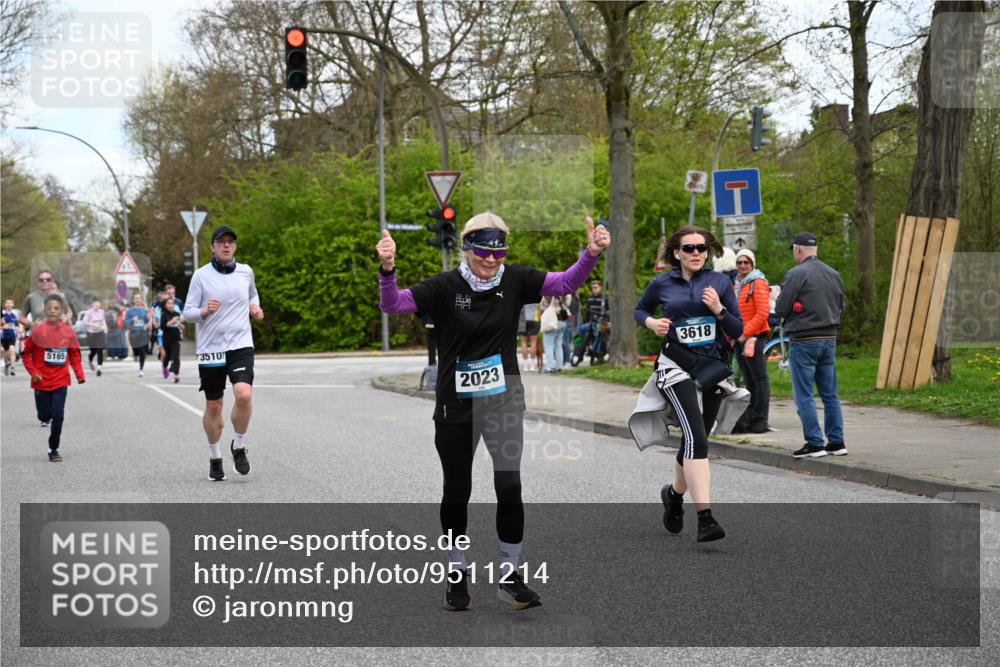 12.04.2026 - 45. Internationalen Wilhelmsburger Insellauf J. Mangold http://msf.ph/oto/9511214 12.04.2026 13:02:24 Ziel 3129, 3616, 5181, 5117, 3663, 5540, 5137, 4527, 4606, 5455, 4817, 4818, 4966, 2278, 2292, 2057, 5068, 3858, 3859, 4525, 4072, 2086, 5827, 4310, 4308, 5165, 4584, 5123, 5177, 5178, 5658, 4235, 3128, 5175, 3510, 4618, 4617, 4618, 4617, 4990, 3170, 4719, 4854, 3761, 4253, 5022, 4239, 3618, 3784, 5329, 5330, 4099, 4576, 4100, 2023, 5091, 5072, 5061, 4858, 5730, 4760, 5197, 5077, 5151, 4805, 4797, 4123, 4650, 5162, 4816 meine-sportfotos.de
