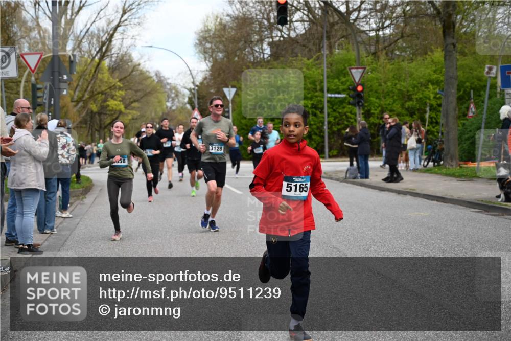 12.04.2026 - 45. Internationalen Wilhelmsburger Insellauf J. Mangold http://msf.ph/oto/9511239 12.04.2026 13:02:27 Ziel 5181, 5117, 3663, 5540, 5137, 4527, 4606, 5455, 4817, 4818, 4966, 2278, 2292, 2057, 5068, 3858, 3859, 4525, 4072, 2086, 5827, 4310, 4308, 5165, 4584, 5123, 5177, 5178, 5658, 4235, 3128, 5175, 3510, 4618, 4617, 4990, 3170, 4719, 4854, 3761, 4253, 5022, 4253, 5022, 4239, 3618, 3784, 5329, 5330, 4099, 4576, 4100, 2023, 5091, 5072, 5061, 4858, 5730, 4760, 5197, 5077, 5151, 4805, 4797, 4123, 4650, 5162, 4816, 3454, 3062 meine-sportfotos.de