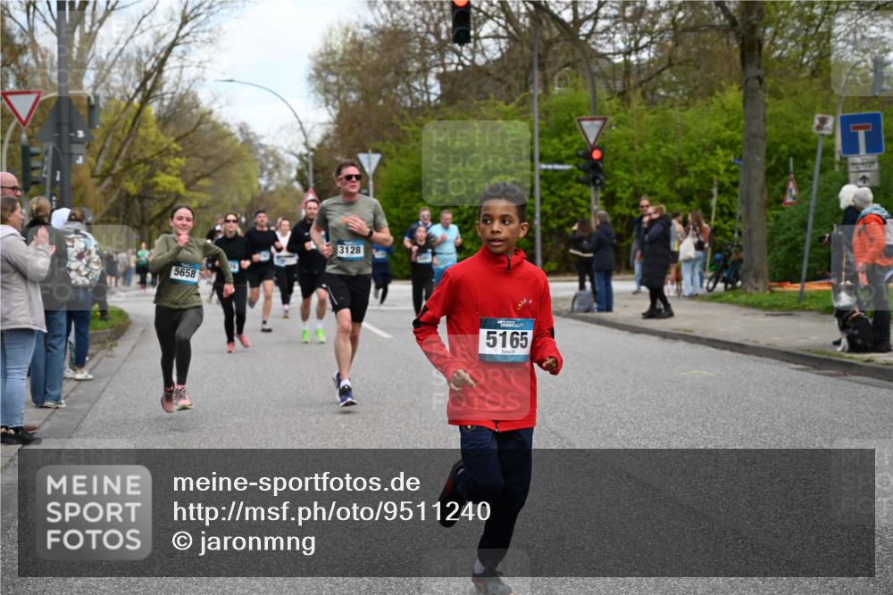 12.04.2026 - 45. Internationalen Wilhelmsburger Insellauf J. Mangold http://msf.ph/oto/9511240 12.04.2026 13:02:27 Ziel 5181, 5117, 3663, 5540, 5137, 4527, 4606, 5455, 4817, 4818, 4966, 2278, 2292, 2057, 5068, 3858, 3859, 4525, 4072, 2086, 5827, 4310, 4308, 5165, 4584, 5123, 5177, 5178, 5658, 4235, 3128, 5175, 3510, 4618, 4617, 4990, 3170, 4719, 4854, 3761, 4253, 5022, 4253, 5022, 4239, 3618, 3784, 5329, 5330, 4099, 4576, 4100, 2023, 5091, 5072, 5061, 4858, 5730, 4760, 5197, 5077, 5151, 4805, 4797, 4123, 4650, 5162, 4816, 3454, 3062 meine-sportfotos.de