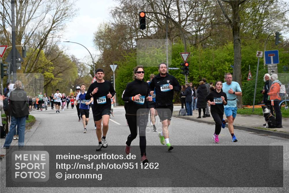 12.04.2026 - 45. Internationalen Wilhelmsburger Insellauf J. Mangold http://msf.ph/oto/9511262 12.04.2026 13:02:31 Ziel 4817, 4818, 4966, 2278, 2292, 2057, 5068, 3858, 3859, 4525, 4072, 2086, 5827, 4310, 4308, 5165, 4584, 5123, 5177, 5178, 5658, 4235, 3128, 5175, 3510, 4618, 4617, 4990, 3170, 4719, 4854, 3761, 4253, 5022, 4239, 3618, 3784, 5329, 5330, 4099, 4576, 4100, 4576, 4100, 2023, 5091, 5072, 5061, 4858, 5730, 4760, 5197, 5077, 5151, 4805, 4797, 4123, 4650, 5162, 4816, 3454, 3062, 4523, 2704, 4413, 5428, 2938, 5116, 4267, 2939 meine-sportfotos.de