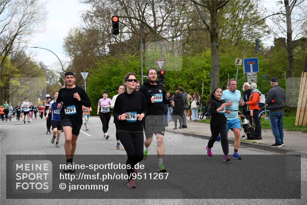 12.04.2026 - 45. Internationalen Wilhelmsburger Insellauf J. Mangold http://msf.ph/oto/9511267 12.04.2026 13:02:31 Ziel 4817, 4818, 4966, 2278, 2292, 2057, 5068, 3858, 3859, 4525, 4072, 2086, 5827, 4310, 4308, 5165, 4584, 5123, 5177, 5178, 5658, 4235, 3128, 5175, 3510, 4618, 4617, 4990, 3170, 4719, 4854, 3761, 4253, 5022, 4239, 3618, 3784, 5329, 5330, 4099, 4576, 4100, 4576, 4100, 2023, 5091, 5072, 5061, 4858, 5730, 4760, 5197, 5077, 5151, 4805, 4797, 4123, 4650, 5162, 4816, 3454, 3062, 4523, 2704, 4413, 5428, 2938, 5116, 4267, 2939 meine-sportfotos.de