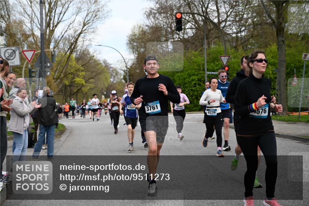 12.04.2026 - 45. Internationalen Wilhelmsburger Insellauf J. Mangold http://msf.ph/oto/9511273 12.04.2026 13:02:32 Ziel 4966, 2278, 2292, 2057, 5068, 3858, 3859, 4525, 4072, 2086, 5827, 4310, 4308, 5165, 4584, 5123, 5177, 5178, 5658, 4235, 3128, 5175, 3510, 4618, 4617, 4990, 3170, 4719, 4854, 3761, 4253, 5022, 4239, 3618, 3784, 5329, 5330, 4099, 4576, 4100, 2023, 5091, 2023, 5091, 5072, 5061, 4858, 5730, 4760, 5197, 5077, 5151, 4805, 4797, 4123, 4123, 4650, 5162, 4816, 3454, 3062, 4523, 2704, 4413, 5428, 2938, 5116, 4267, 2939, 5138 meine-sportfotos.de