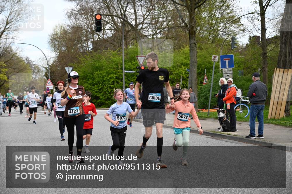 12.04.2026 - 45. Internationalen Wilhelmsburger Insellauf J. Mangold http://msf.ph/oto/9511315 12.04.2026 13:02:37 Ziel 4310, 4308, 5165, 4584, 5123, 5177, 5178, 5658, 4235, 3128, 5175, 3510, 4618, 4617, 4990, 3170, 4719, 4854, 3761, 4253, 5022, 4239, 3618, 3784, 5329, 5330, 4099, 4576, 4100, 2023, 5091, 5072, 5061, 4858, 5730, 5061, 4858, 5730, 4760, 5197, 5077, 5151, 4805, 4797, 4123, 4650, 5162, 4816, 3454, 3062, 4523, 2704, 4413, 5428, 2938, 5116, 4267, 2939, 5138, 3489, 5683 meine-sportfotos.de