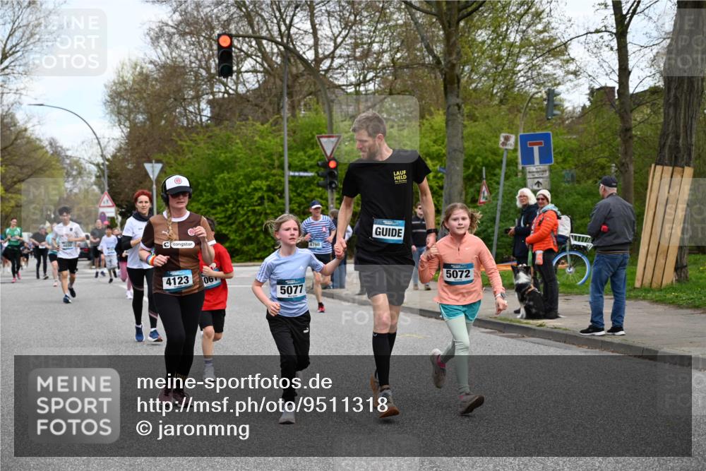 12.04.2026 - 45. Internationalen Wilhelmsburger Insellauf J. Mangold http://msf.ph/oto/9511318 12.04.2026 13:02:37 Ziel 4310, 4308, 5165, 4584, 5123, 5177, 5178, 5658, 4235, 3128, 5175, 3510, 4618, 4617, 4990, 3170, 4719, 4854, 3761, 4253, 5022, 4239, 3618, 3784, 5329, 5330, 4099, 4576, 4100, 2023, 5091, 5072, 5061, 4858, 5730, 5061, 4858, 5730, 4760, 5197, 5077, 5151, 4805, 4797, 4123, 4650, 5162, 4816, 3454, 3062, 4523, 2704, 4413, 5428, 2938, 5116, 4267, 2939, 5138, 3489, 5683 meine-sportfotos.de