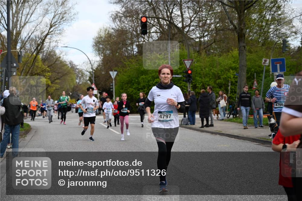 12.04.2026 - 45. Internationalen Wilhelmsburger Insellauf J. Mangold http://msf.ph/oto/9511326 12.04.2026 13:02:40 Ziel 4584, 5123, 5177, 5178, 5658, 4235, 3128, 5175, 3510, 4618, 4617, 4990, 3170, 4719, 4854, 3761, 4253, 5022, 4239, 3618, 3784, 5329, 5330, 4099, 4576, 4100, 2023, 5091, 5072, 5061, 4858, 5730, 4760, 5197, 5077, 5151, 5077, 5151, 4805, 4797, 4123, 4650, 5162, 4816, 3454, 3062, 4523, 2704, 4523, 2704, 4413, 5428, 2938, 5116, 4267, 2939, 5138, 3489, 5683, 5436 meine-sportfotos.de