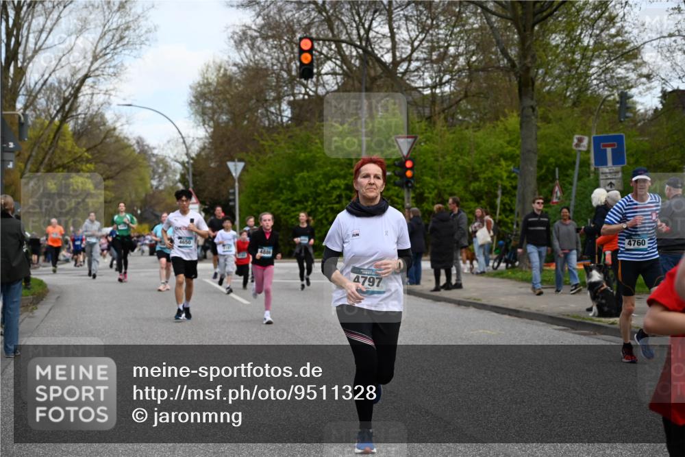 12.04.2026 - 45. Internationalen Wilhelmsburger Insellauf J. Mangold http://msf.ph/oto/9511328 12.04.2026 13:02:40 Ziel 4584, 5123, 5177, 5178, 5658, 4235, 3128, 5175, 3510, 4618, 4617, 4990, 3170, 4719, 4854, 3761, 4253, 5022, 4239, 3618, 3784, 5329, 5330, 4099, 4576, 4100, 2023, 5091, 5072, 5061, 4858, 5730, 4760, 5197, 5077, 5151, 5077, 5151, 4805, 4797, 4123, 4650, 5162, 4816, 3454, 3062, 4523, 2704, 4523, 2704, 4413, 5428, 2938, 5116, 4267, 2939, 5138, 3489, 5683, 5436 meine-sportfotos.de