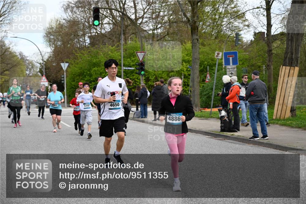 12.04.2026 - 45. Internationalen Wilhelmsburger Insellauf J. Mangold http://msf.ph/oto/9511355 12.04.2026 13:02:43 Ziel 5177, 5178, 5658, 4235, 3128, 5175, 3510, 4618, 4617, 4990, 3170, 4719, 4854, 3761, 4253, 5022, 4239, 3618, 3784, 5329, 5330, 4099, 4576, 4100, 2023, 5091, 5072, 5061, 4858, 5730, 4760, 5197, 5077, 5151, 4805, 4797, 4123, 4650, 5162, 4816, 3454, 3062, 4523, 2704, 4413, 5428, 2938, 5116, 4267, 2939, 5428, 2938, 5116, 4267, 2939, 5138, 3489, 5683, 5436, 3313, 5470, 4743 meine-sportfotos.de