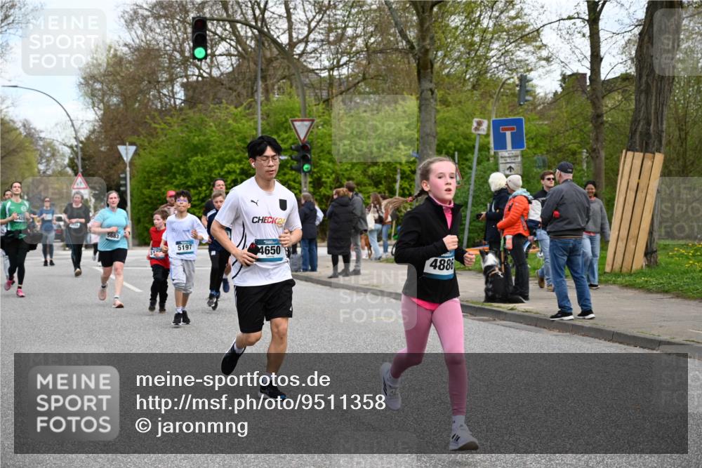12.04.2026 - 45. Internationalen Wilhelmsburger Insellauf J. Mangold http://msf.ph/oto/9511358 12.04.2026 13:02:44 Ziel 5658, 4235, 3128, 5175, 3510, 4618, 4617, 4990, 3170, 4719, 4854, 3761, 4253, 5022, 4239, 3618, 3784, 5329, 5330, 4099, 4576, 4100, 2023, 5091, 5072, 5061, 4858, 5730, 4760, 5197, 5077, 5151, 4805, 4797, 4123, 4123, 4650, 5162, 4816, 3454, 3062, 4523, 2704, 4413, 5428, 2938, 5116, 4267, 2939, 5138, 5138, 3489, 5683, 5436, 3313, 5470, 4743, 4323, 3962 meine-sportfotos.de