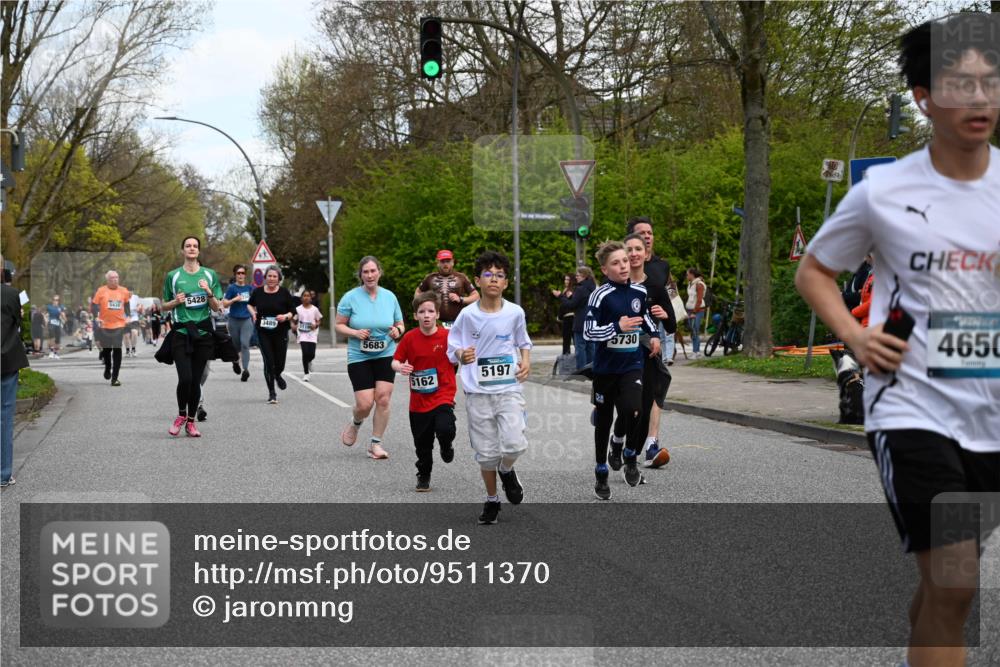 12.04.2026 - 45. Internationalen Wilhelmsburger Insellauf J. Mangold http://msf.ph/oto/9511370 12.04.2026 13:02:45 Ziel 4235, 3128, 5175, 3510, 4618, 4617, 4990, 3170, 4719, 4854, 3761, 4253, 5022, 4239, 3618, 3784, 5329, 5330, 4099, 4576, 4100, 2023, 5091, 5072, 5061, 4858, 5730, 4760, 5197, 5077, 5151, 4805, 4797, 4123, 4650, 4650, 5162, 4816, 3454, 3062, 4523, 2704, 4413, 5428, 2938, 5116, 4267, 2939, 5138, 3489, 3489, 5683, 5436, 3313, 5470, 4743, 4323, 3962, 3652 meine-sportfotos.de