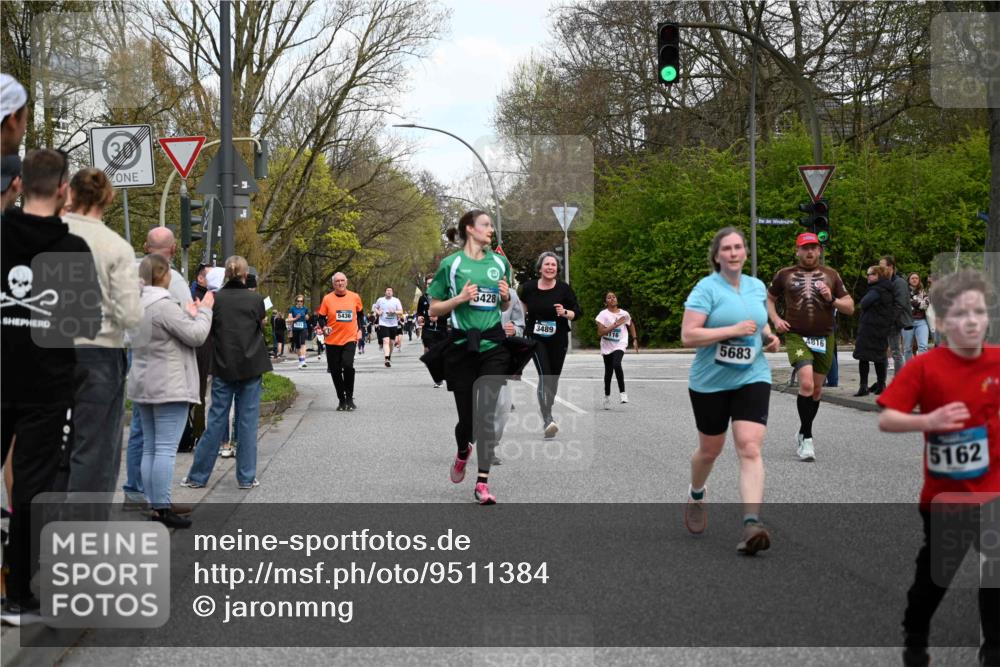 12.04.2026 - 45. Internationalen Wilhelmsburger Insellauf J. Mangold http://msf.ph/oto/9511384 12.04.2026 13:02:47 Ziel 3510, 4618, 4617, 4990, 3170, 4719, 4854, 3761, 4253, 5022, 4239, 3618, 3784, 5329, 5330, 4099, 4576, 4100, 2023, 5091, 5072, 5061, 4858, 5730, 4760, 5197, 5077, 5151, 4805, 4797, 4123, 4650, 5162, 4816, 3454, 3062, 4523, 2704, 4413, 5428, 2938, 5116, 4267, 2939, 5138, 3489, 5683, 5683, 5436, 3313, 5470, 4743, 4323, 3962, 3652 meine-sportfotos.de